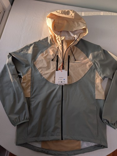 Nwt merrell men lando raincoat - nwt,